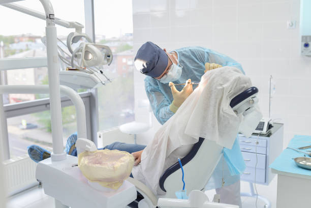 Best Emergency Tooth Extraction in Manchester, WA